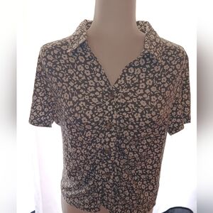 No Boundaries Black and White Floral Button Down Shirt